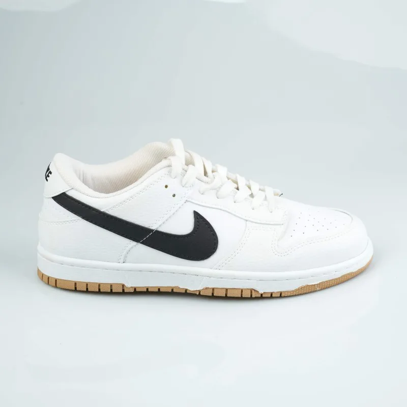 nike sb  white black beige