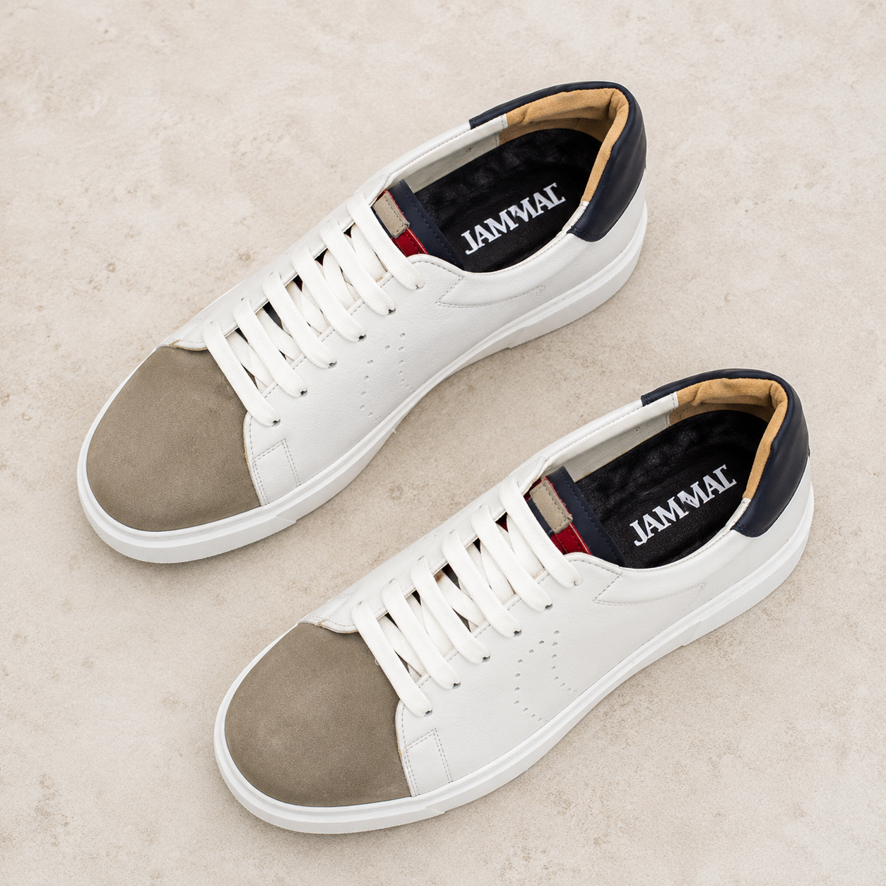 JAMMAL Leather Court Sneaker
