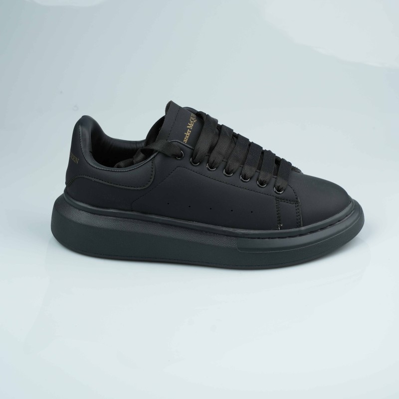 alxender mcqueen black mate